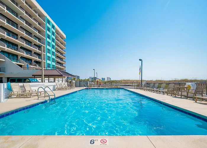 Island Winds East 302 Apartment